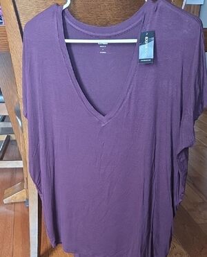 Express Deep Purple V-Neck Short Sleeve Tee